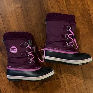 Sorel Kids Plum Winter Boots with Pink Trim
